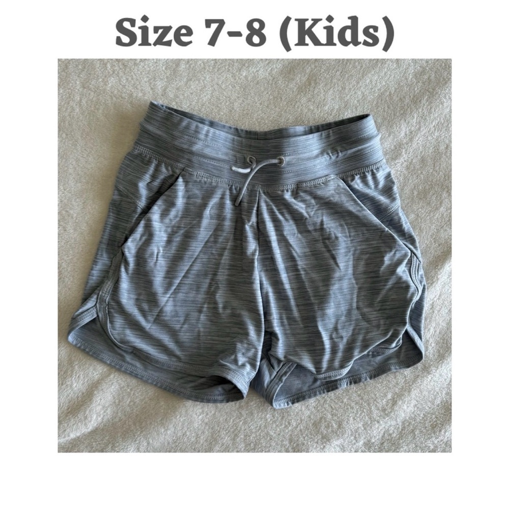 All in Motion Girls' Gray Athletic Shorts M (7/8) Striped Pockets Drawstring